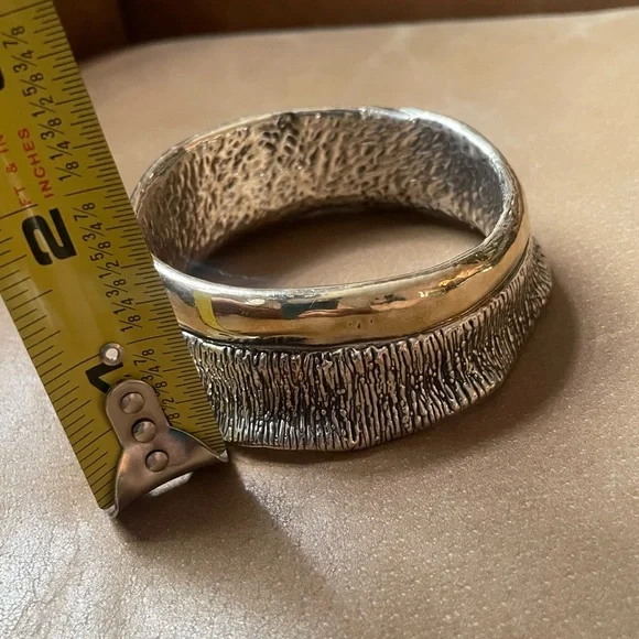 Signed vintage Lebitski 925 Sterling silver textured bangle cuff bracelet wave - Picture 8 of 10